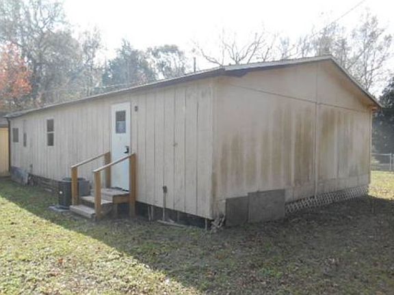 3rd image of 10853 Ogalla Ave