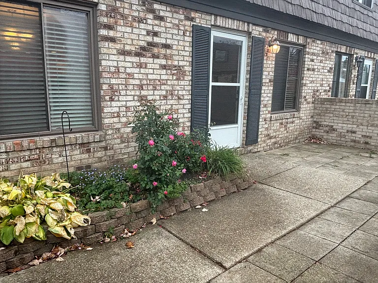 559 Tollis Pkwy #559 — Photo 12