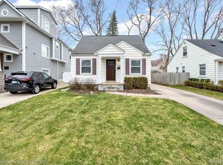 537 Bird Ave, Birmingham, MI 48009