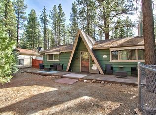 212 W Aeroplane Blvd, Big Bear City, CA 92314