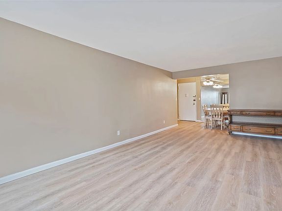 4th image of 151-25 88th St #2E
