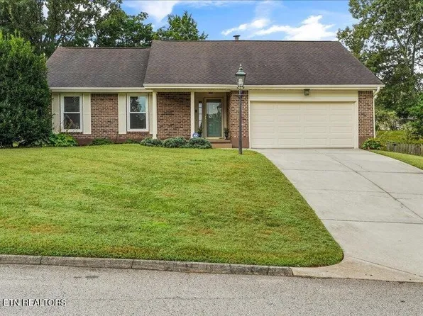 1624 Clear Brook Dr, Knoxville, TN 37922