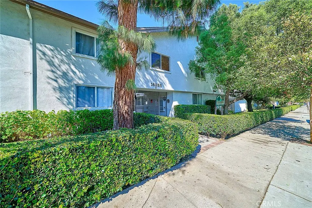 3 bed, 1346 sqft, $2,900 — Photo 1