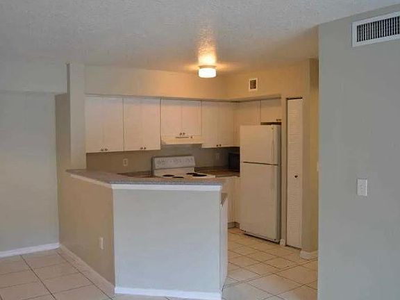 3rd image of 17602 NW 25th Ave APT 203