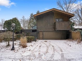 285 N Rd Ne, Warren, OH 44484