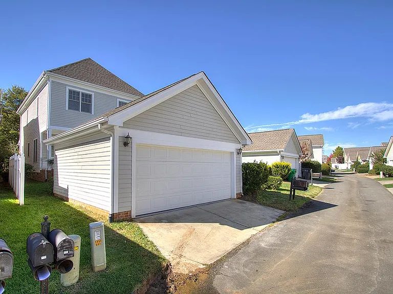 12651 Bullock Greenway Blvd — Photo 8