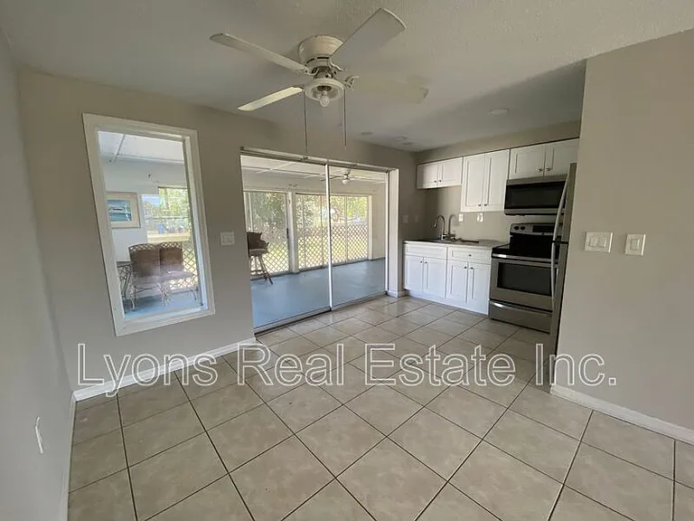 11310 Linda Loma Dr — Photo 5