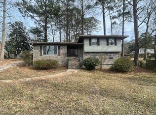 2461 Rocky Ridge Rd, Birmingham, AL 35243