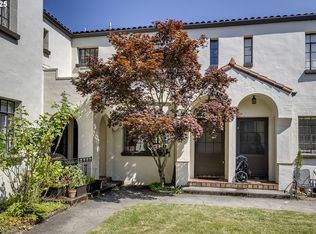 2325 NE Flanders St APT 5, Portland, OR 97232