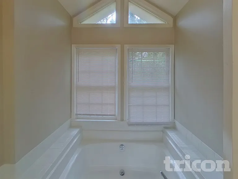 507 Ironwood Ct SE — Photo 12