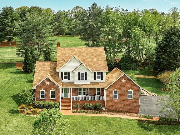 2nd image of 506 Ivy Lake Dr
