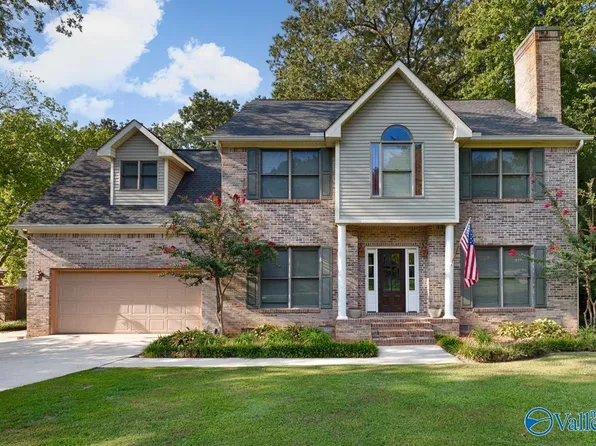 407 Hickory Stick St SW, Hartselle, AL 35640