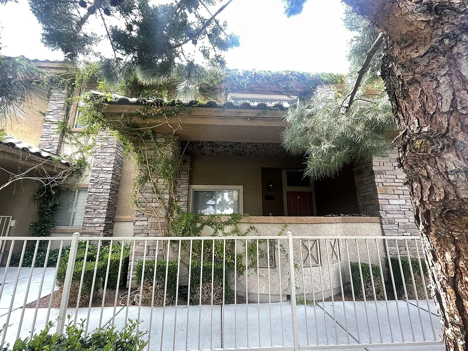 Tuscany Rose Ct