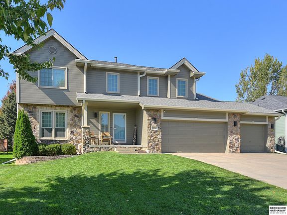 2nd image of 5524 S 163rd Ave