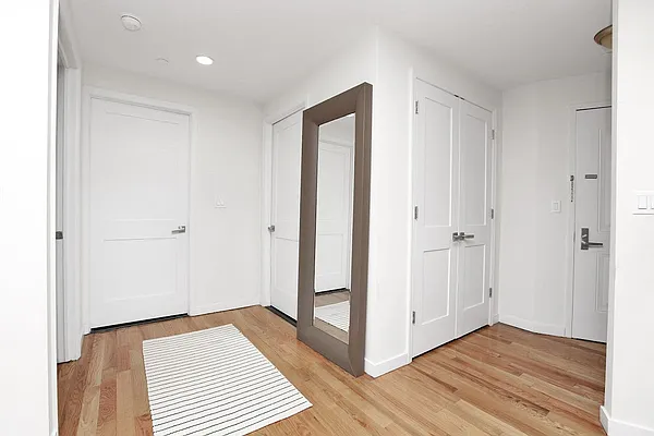Sold by Remax Edge | media 12