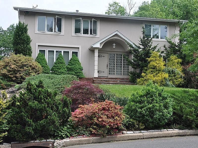 2nd image of 59 W Bayview Ave