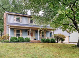 9820 Cove Ct, Evansville, IN
