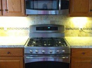 4830 Pond Dr NW, Canton, OH 44720