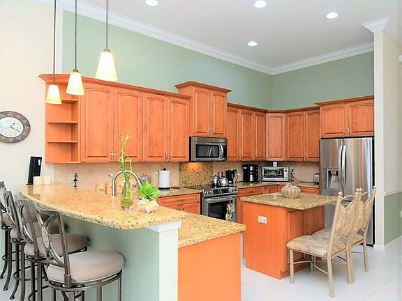 5th image of 2294 SW Dove Canyon Way
