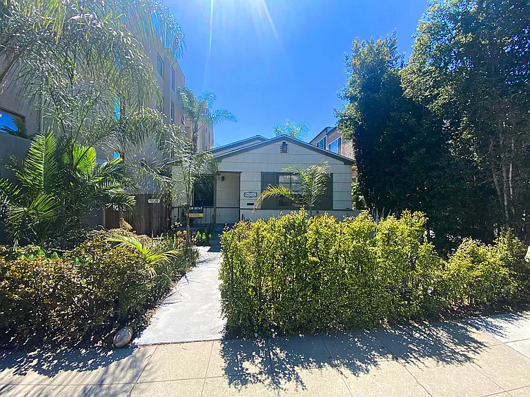 4212 Alabama St — Photo 1