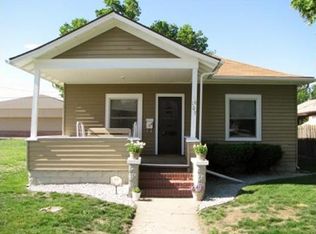 107 W 27th St, Kearney, NE 68847