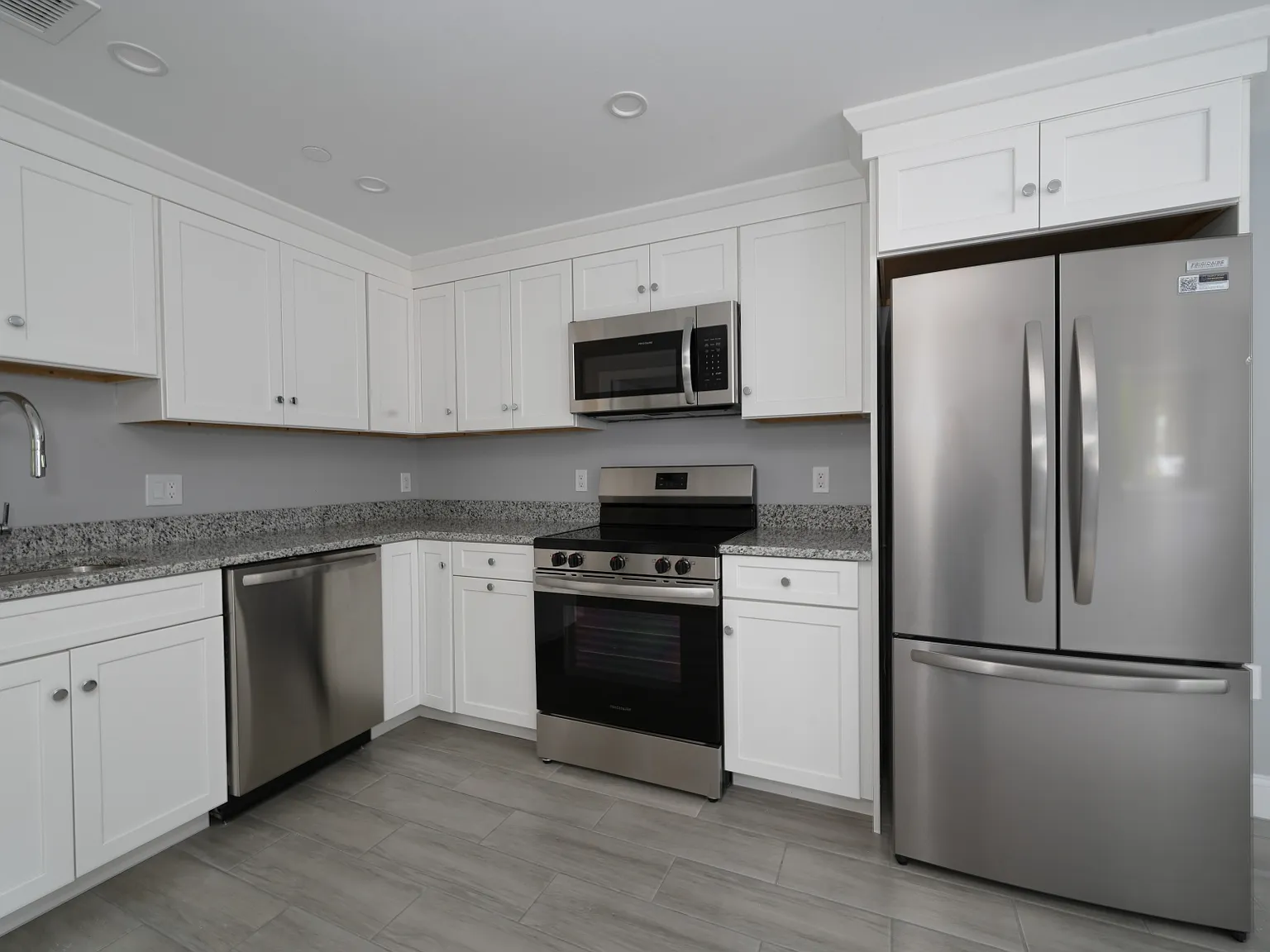 1 bed, 575 sqft, $2,250 — Photo 3