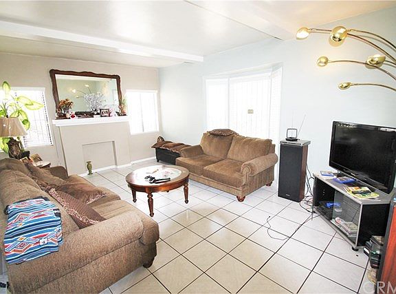 3rd image of 2622 Missouri Ave