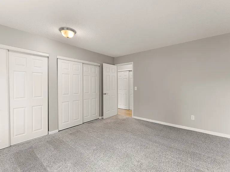 Lancaster Village Apartments — Photo 30