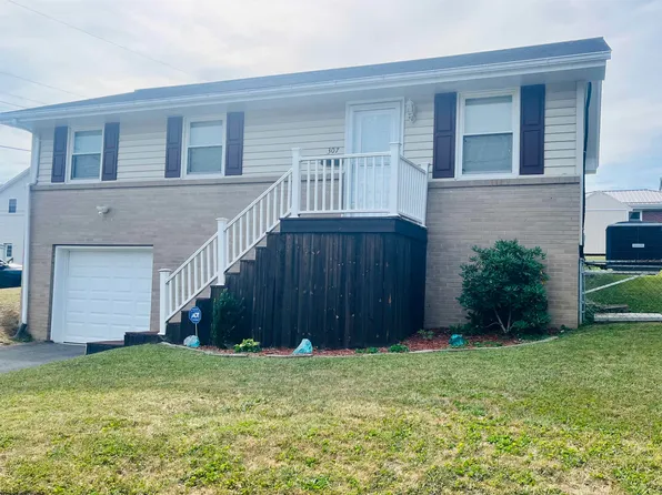 307 Lawman Ave, Bridgeport, WV 26330