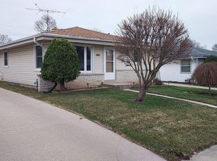 3642 S 95th St, Milwaukee, WI 53228