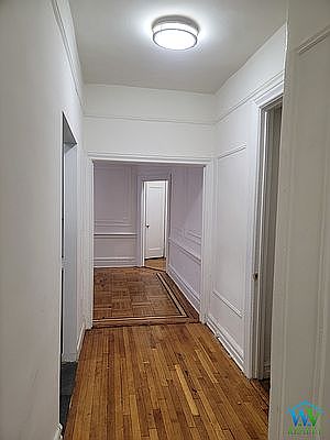 5th image of 49 E 19th St #110