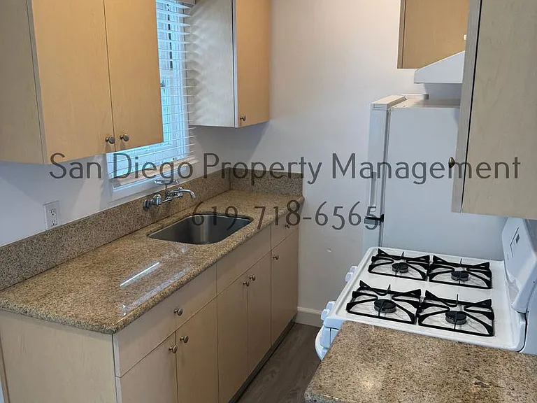 728 G Ave — Photo 6