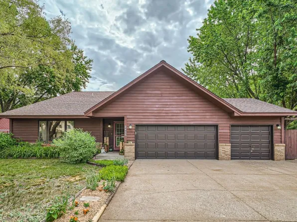 2425 Brookdale Ct, Minneapolis, MN 55444