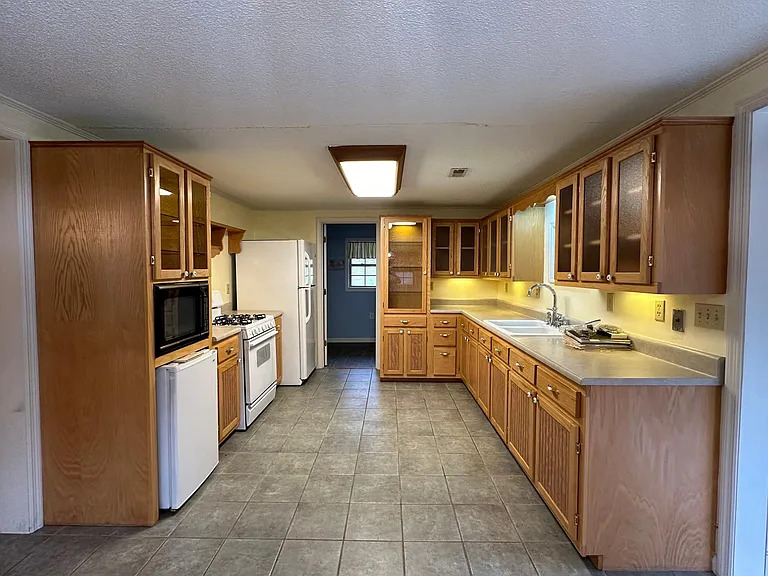 4620 Gribble Rd — Photo 15