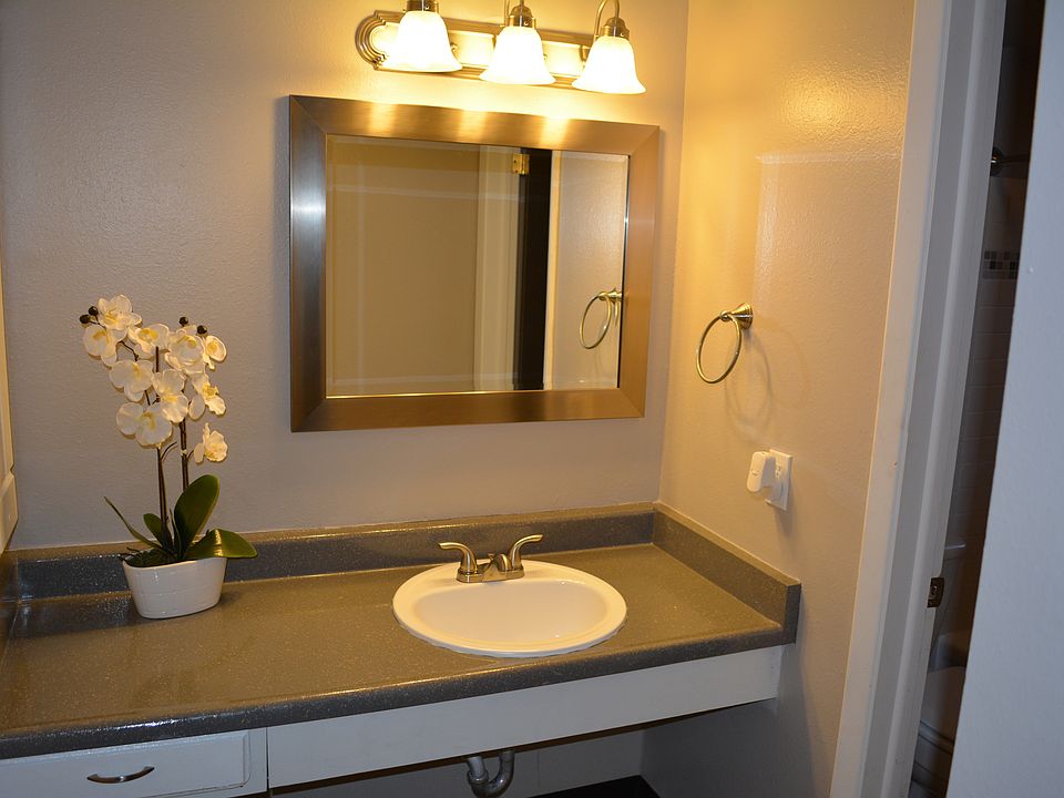 2nd image of 1359 Quari St APT 316