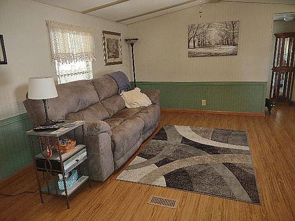 5th image of 1217 Allium Dr #26