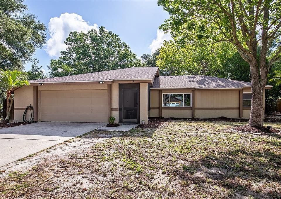 1st image of 2072 HOUNDSLAKE DRIVE