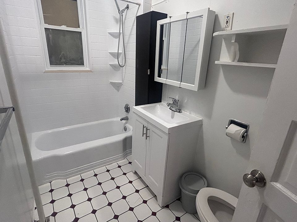 1st image of 97 Franklin St #3
