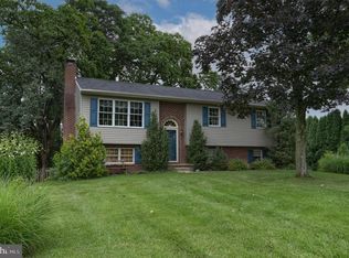 374 Summit Ct, Lebanon, PA 17042