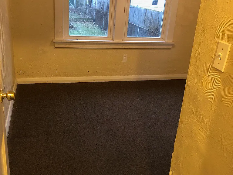 44 E Oakland St — Photo 4