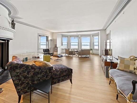 5th image of 8162 E Jefferson Ave #16A