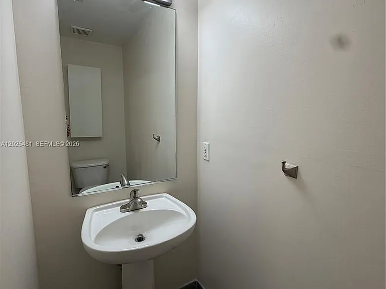 6202 NW 115th Pl #336 — Photo 15