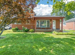 504 E La Salle Ave, Royal Oak, MI 48073
