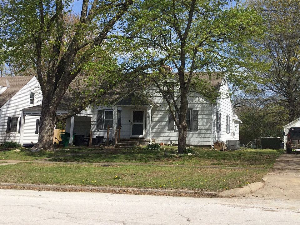 513 N Delaware St, Butler, MO 64730 Zillow