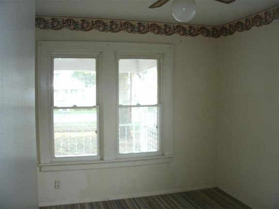 5th image of 708 Buena Ave