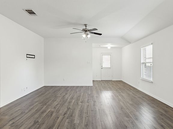 5th image of 2023 Sage Brush Dr