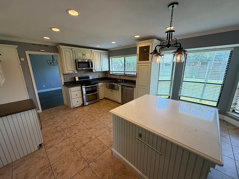 303 Hopewell St — Photo 21