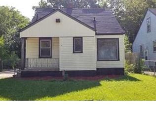 9080 Stout St, Detroit, MI 48228