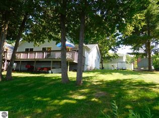 6967 Crystal Springs Rd, Bellaire, MI 49615