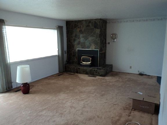2nd image of 265 Carol Ave